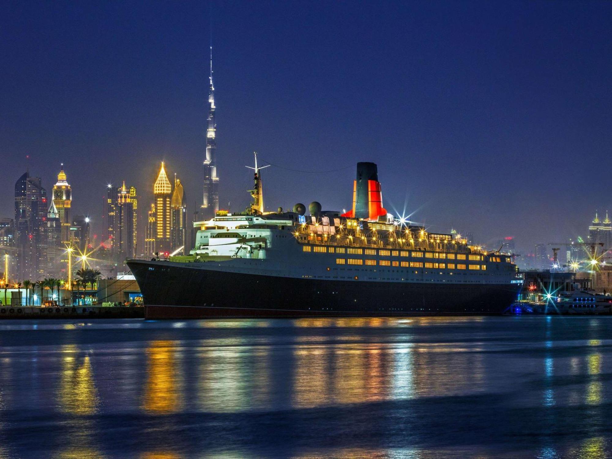 Queen Elizabeth 2 Hotel Dubai Exterior photo